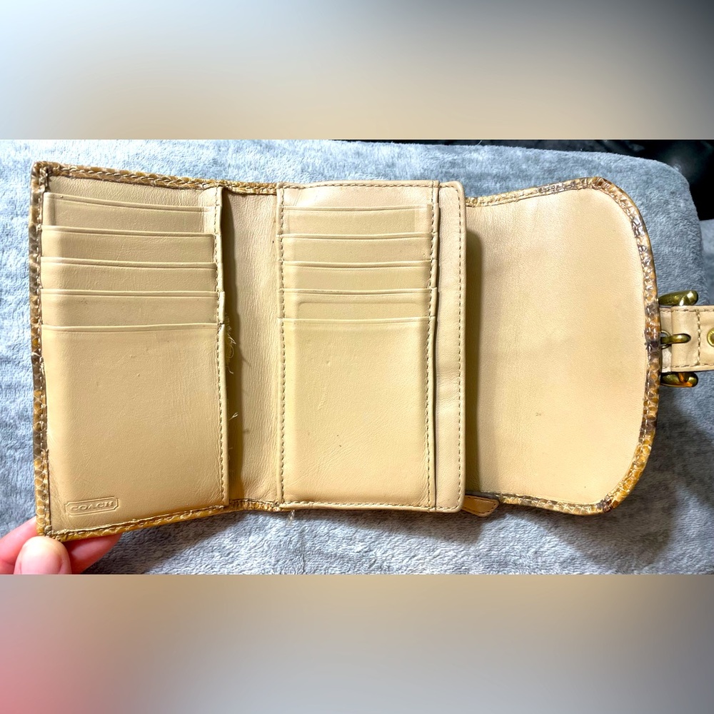Coach wallet - Picture 2 of 4